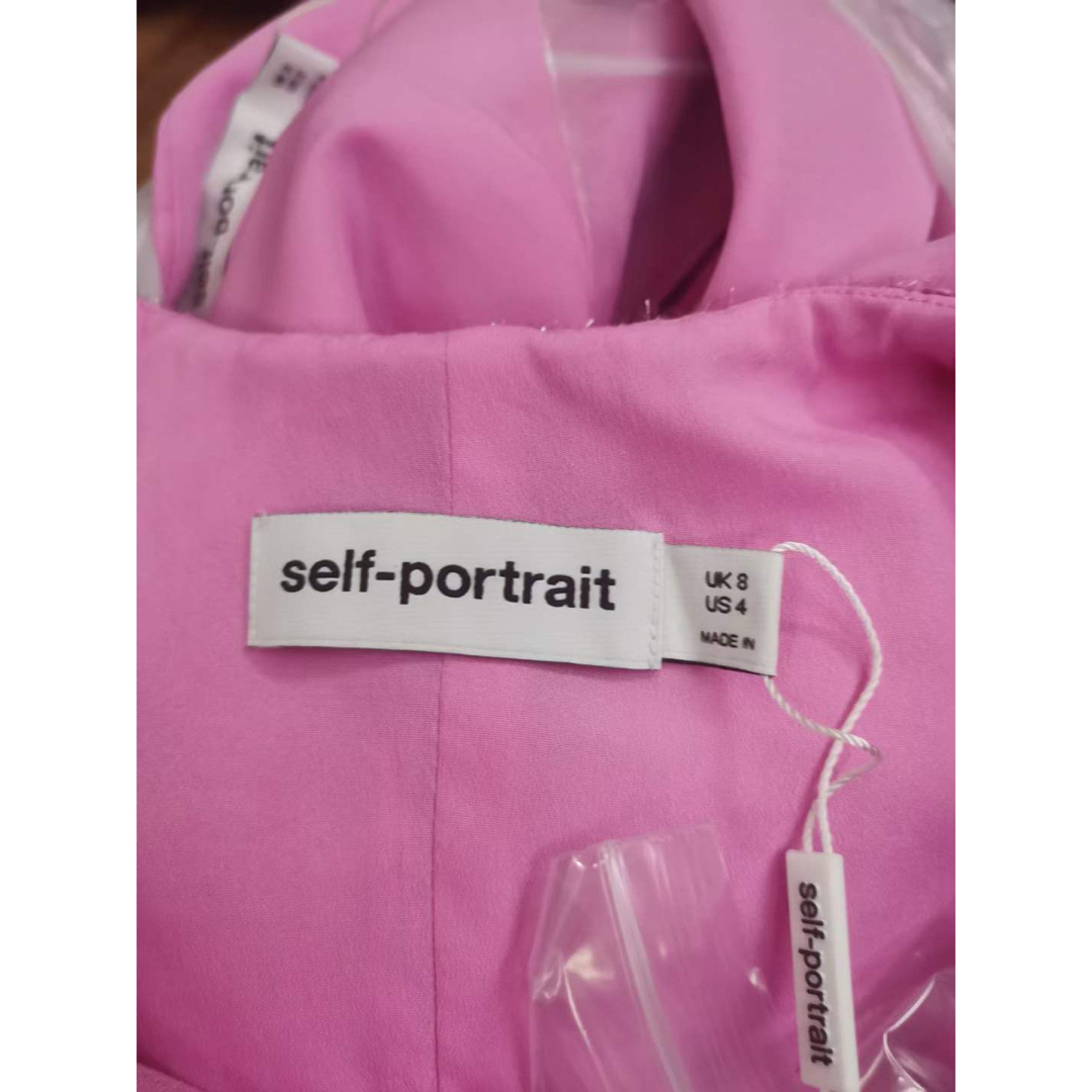 SELF PORTRAIT(セルフポートレイト)の❤️正規品Selfportrait24新品新作★ピンク　ニット　ワンピース レディースのワンピース(ロングワンピース/マキシワンピース)の商品写真