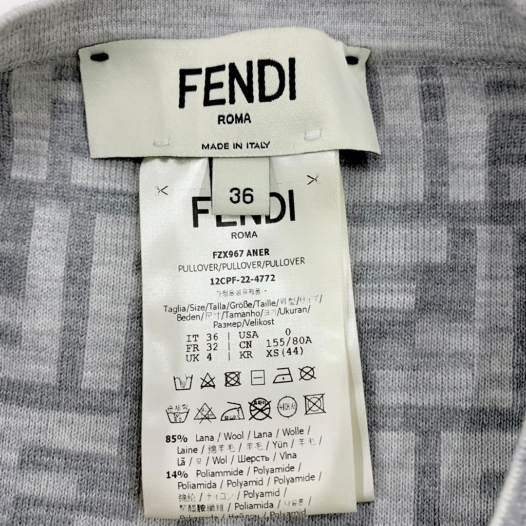 FENDI(フェンディ)のフェンディ FENDI トップス ニット FFロゴ ズッカ リバーシブル ノースリーブ カットアウト グレー レディースのトップス(ニット/セーター)の商品写真