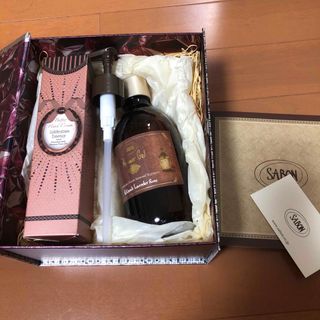 サボン(SABON)の新品　SABON バターハンドクリームとシャワージェル　ギフトセット(ハンドクリーム)