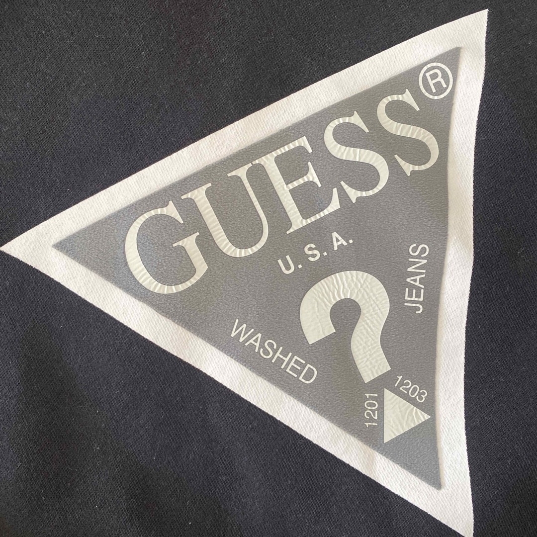 GUESS(ゲス)のGUESS パーカー　黒　裏起毛　140 キッズ/ベビー/マタニティのキッズ服女の子用(90cm~)(ジャケット/上着)の商品写真