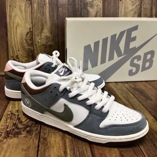 ナイキ ダンク（グレー/灰色系）の通販 5,000点以上 | NIKEを買うなら