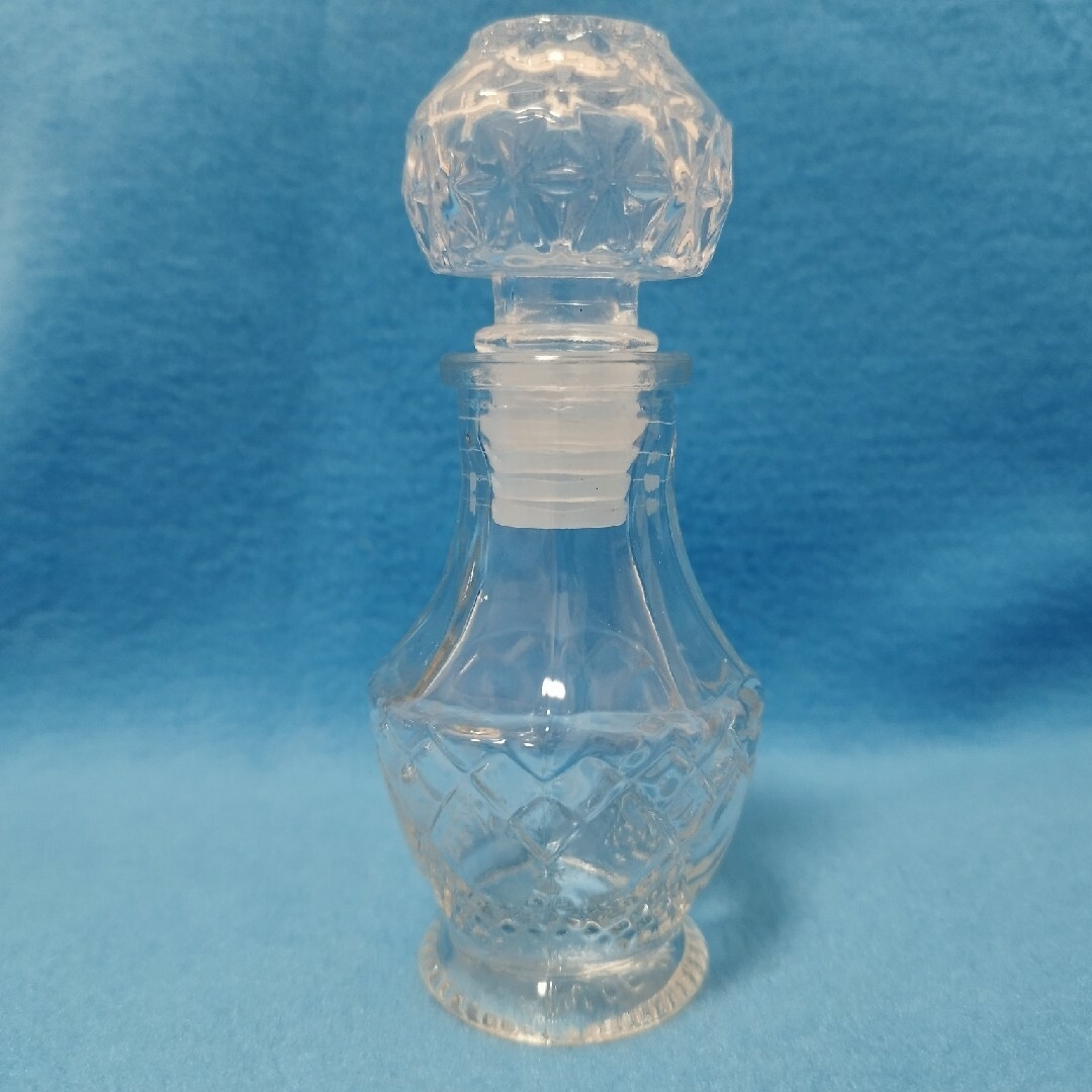 新品】アンティーク風 ガラス蓋つき 小瓶 インテリア 香水瓶 新品】アンティーク風 ガラス蓋つき 小瓶 インテリア 香水瓶