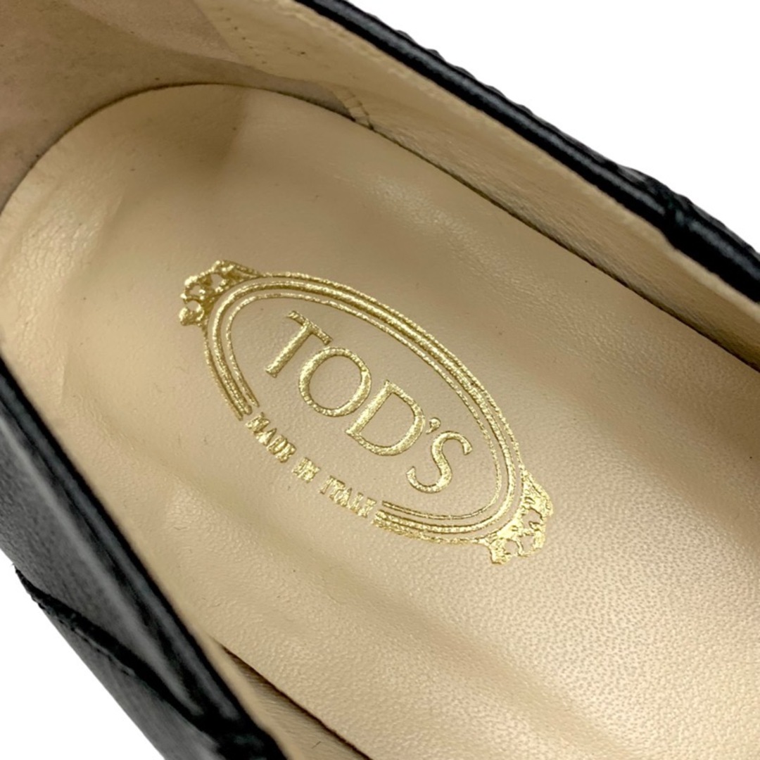 トッズ TOD'S ローファー 革靴 フラットシューズ 靴 シューズ チェーン レザー ブラック 黒 ゴールド レディースの靴/シューズ(ローファー/革靴)の商品写真