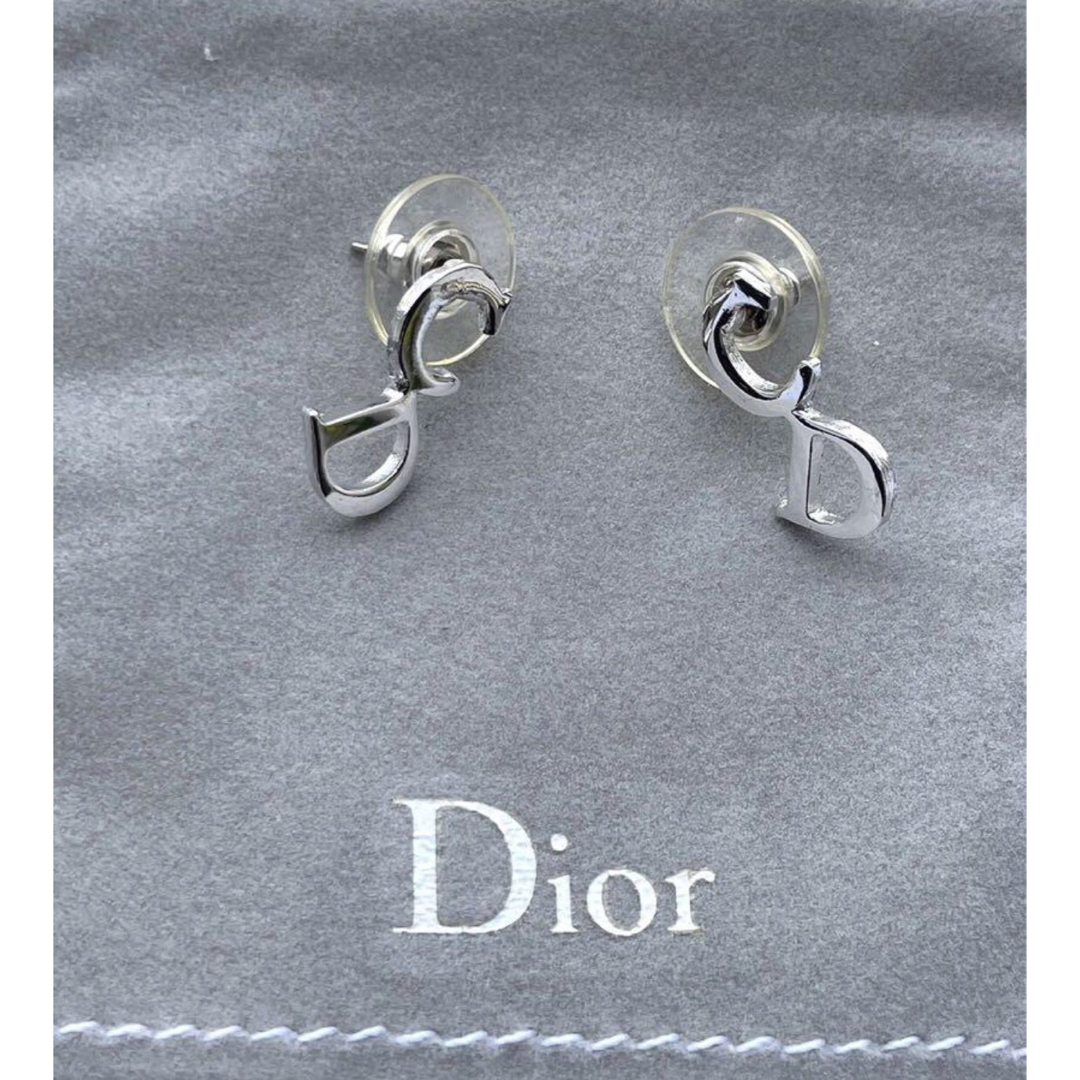 アクセサリー人気美品☆ DIOR ディオール CDピアス  ꕤシルバー