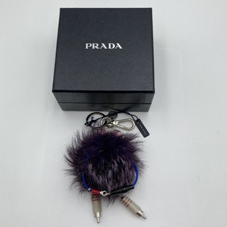 PRADA - 美品 PRADA プラダ キーホルダー バッグチャーム パープル 紫