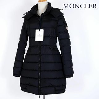 即発送　正規ハンガー付き　今の時期に大活躍　MONCLER 国内入荷数少なめ