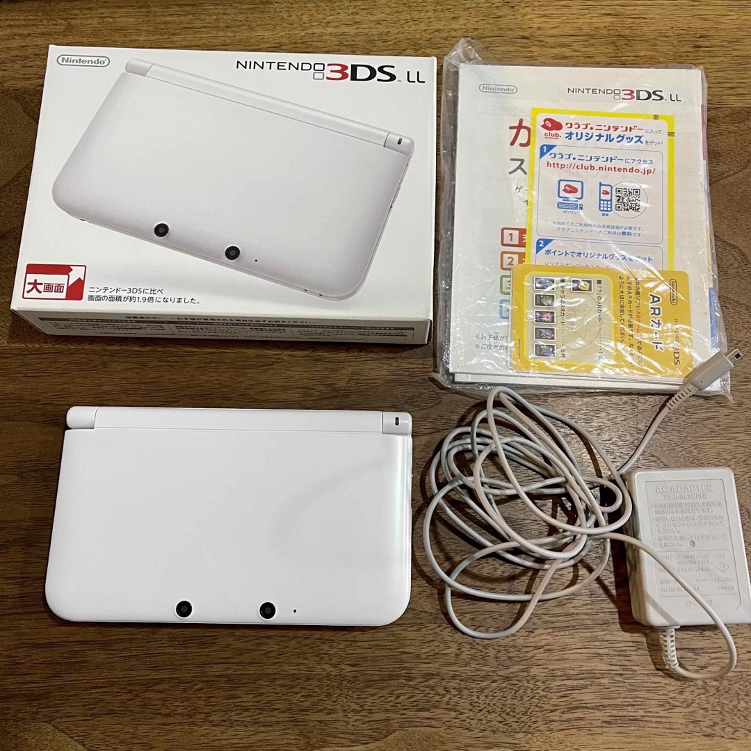 NintendoNintendo 3DS  LL 本体 ホワイト