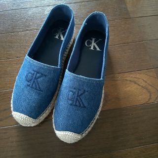 カルバンクライン(Calvin Klein)のスリッポンシューズ(スリッポン/モカシン)