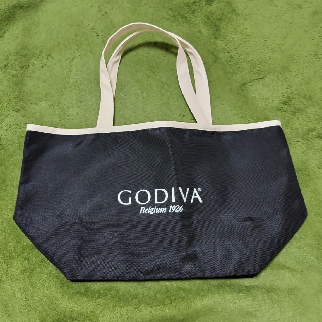 GODIVA(ゴディバ)のゴディバ　バック　マチあり　トートバッグ レディースのバッグ(ショップ袋)の商品写真