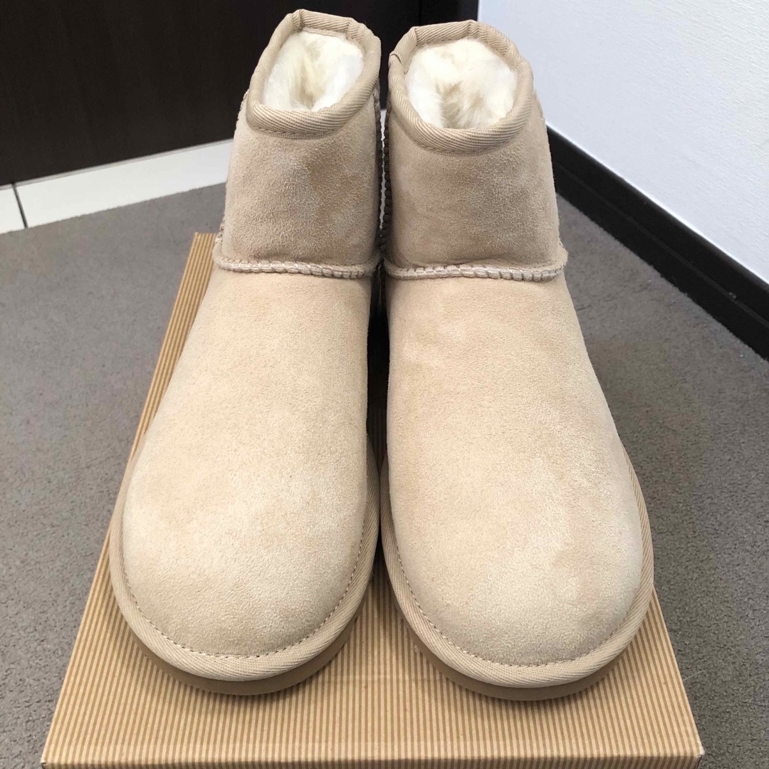 未使用品】 大幅値下げ！✨【UGG】ショート丈 サンド 7 サイズ 希少