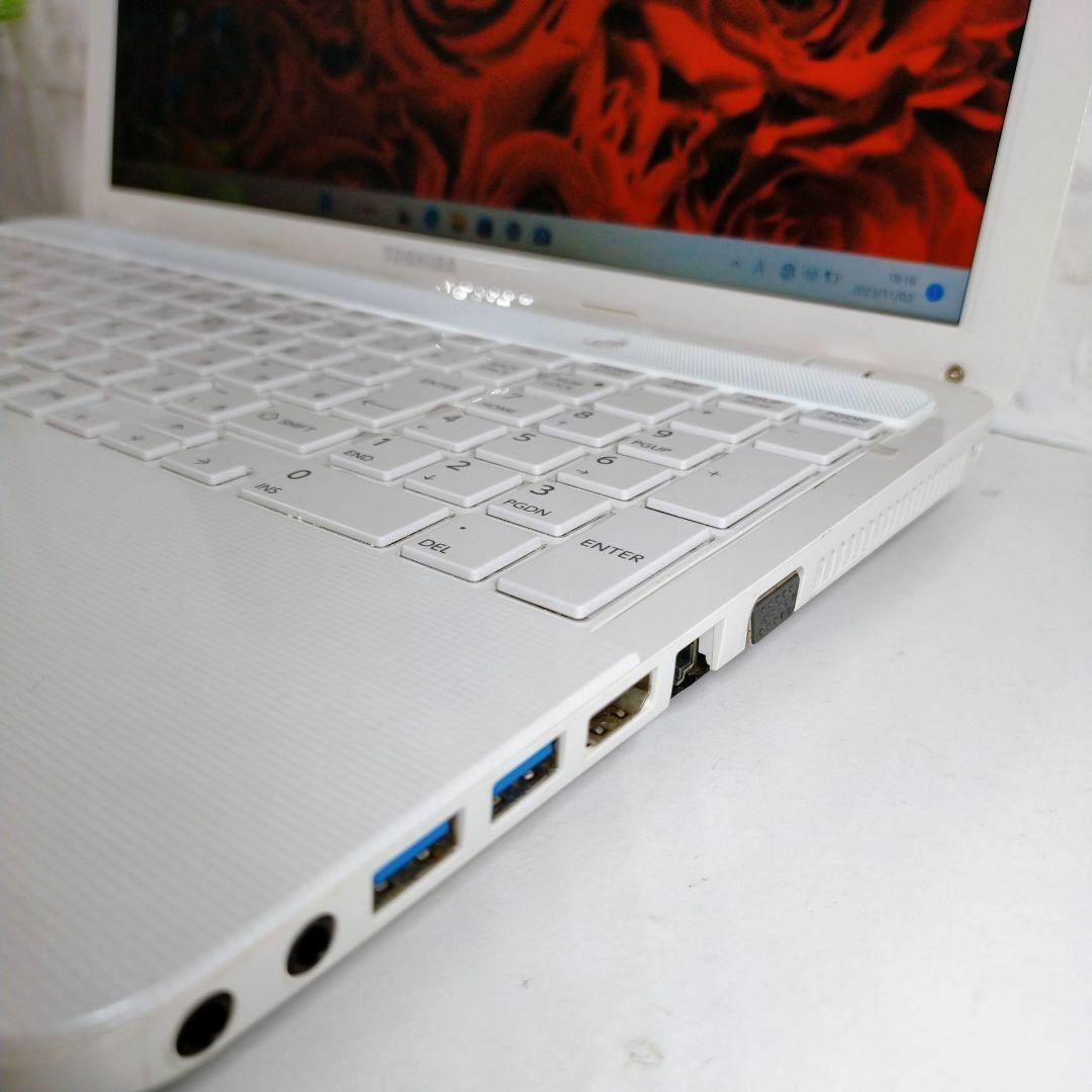 Windows11簡単すぐ使える初期設定済みノートパソコンカメラ付きPCの