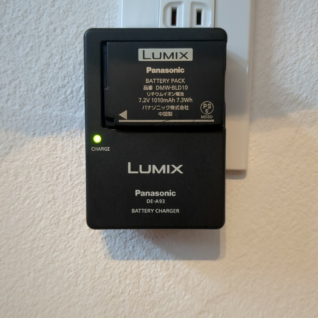 Panasonic(パナソニック)のPanasonic DMC−G3 DMC-G3W-T ルミクス g3 スマホ/家電/カメラのカメラ(ミラーレス一眼)の商品写真