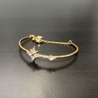 スワロフスキー(SWAROVSKI)のスワロフスキー　ブレスレット　ゴールド(ブレスレット/バングル)