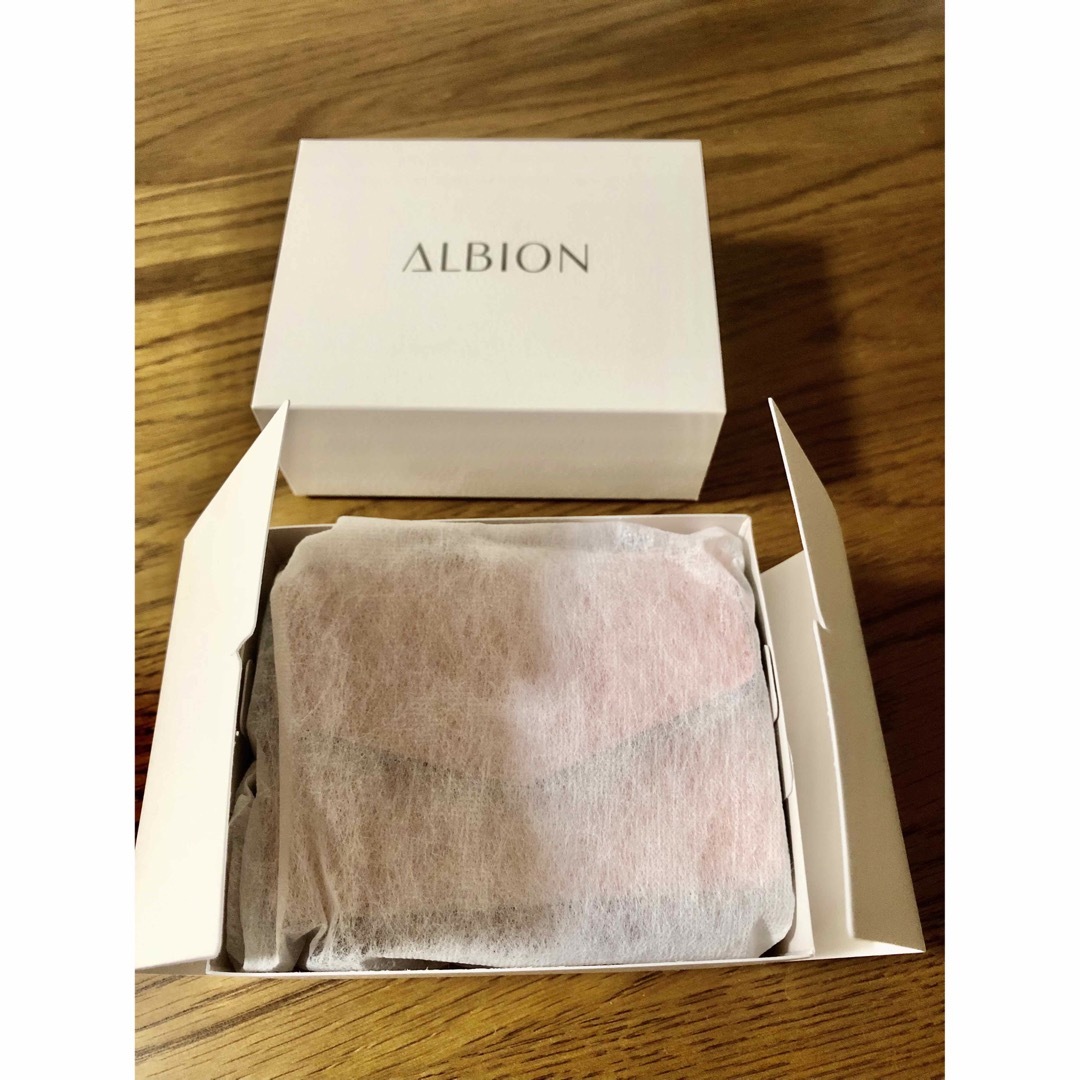 ALBION(アルビオン)のアルビオン　ノベルティ　三折財布 レディースのファッション小物(財布)の商品写真