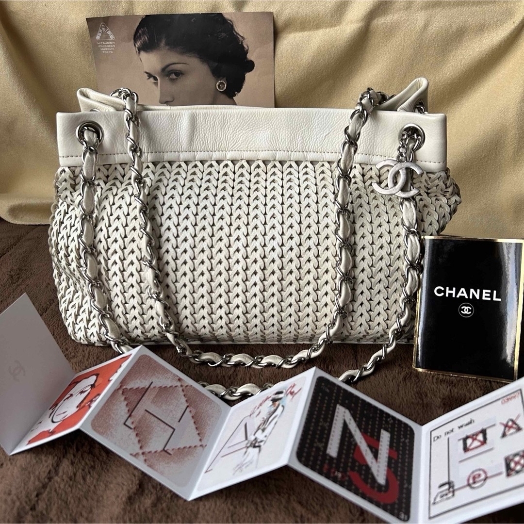 CHANEL(シャネル)のCHANEL シャネル キャビアスキン 編み込みバッグ チェーンショルダー レディースのバッグ(ショルダーバッグ)の商品写真