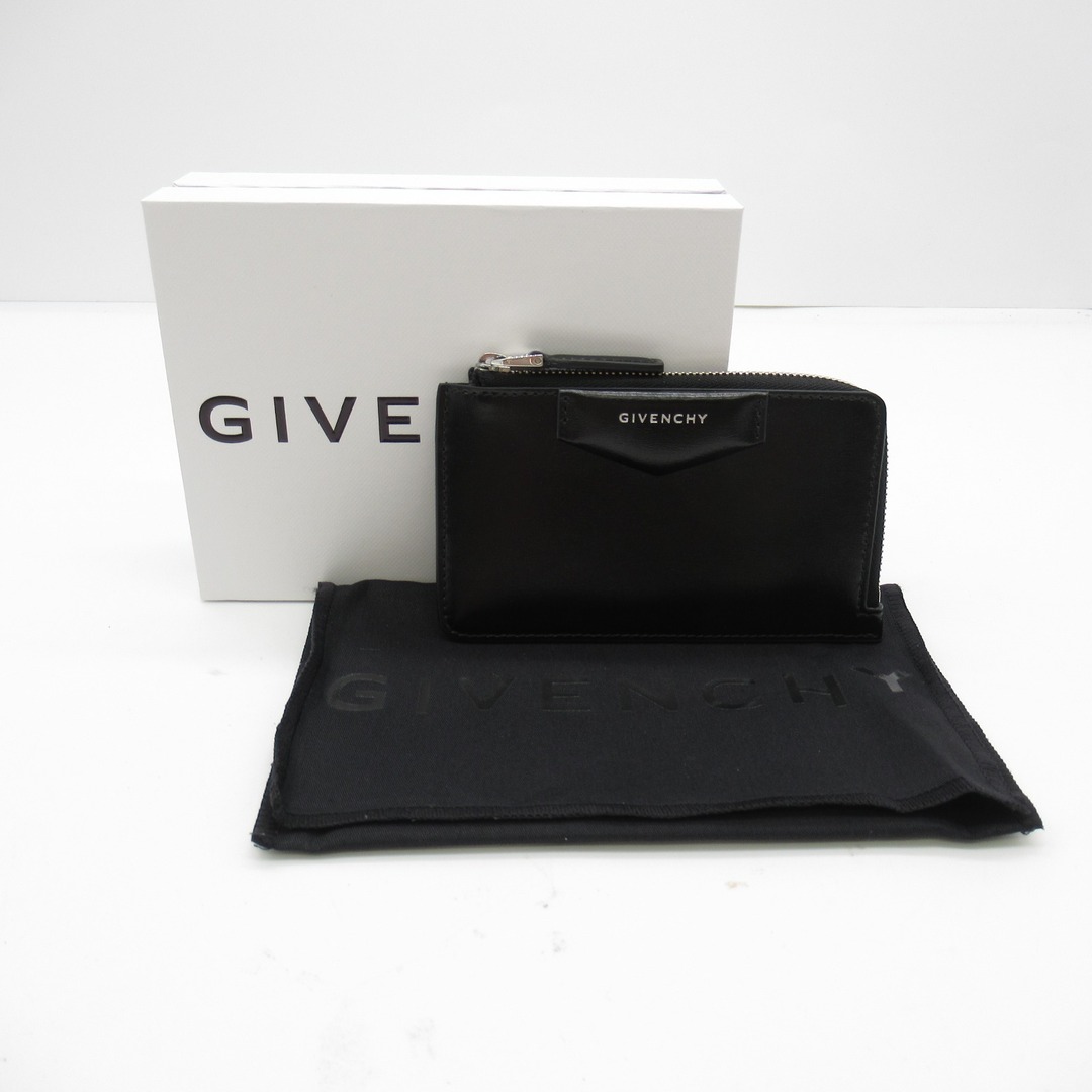 GIVENCHY - ジバンシィ カードケース カードケースの通販 by ブランド ...