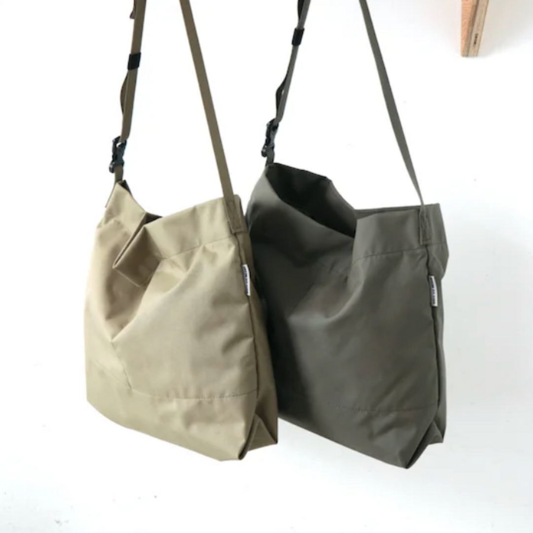 1LDK SELECT(ワンエルディーケーセレクト)の【美品】ENDS and MEANS / SHOULDER BAG メンズのバッグ(ショルダーバッグ)の商品写真