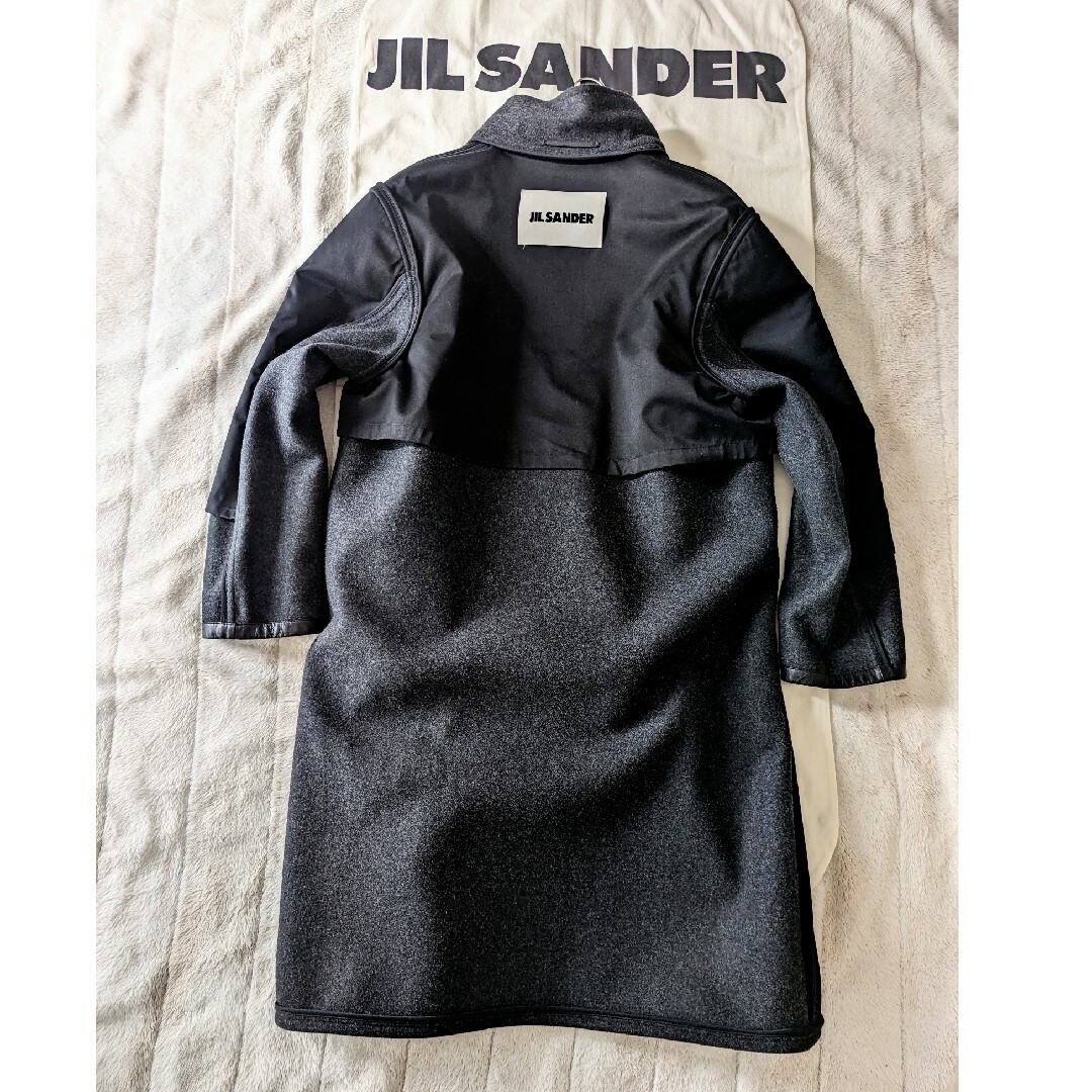 Jil Sander(ジルサンダー)の新品　2019/20AW ジルサンダー レザーディティール　リバーシブル　コート メンズのジャケット/アウター(ステンカラーコート)の商品写真