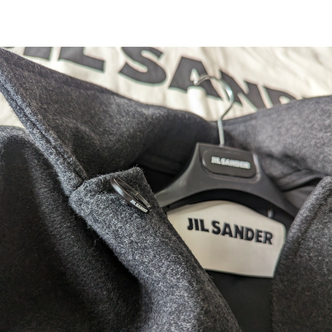 Jil Sander(ジルサンダー)の新品　2019/20AW ジルサンダー レザーディティール　リバーシブル　コート メンズのジャケット/アウター(ステンカラーコート)の商品写真