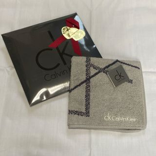 カルバンクライン(Calvin Klein)のカルバンクライン　タオルハンカチ　グレー(ハンカチ/ポケットチーフ)