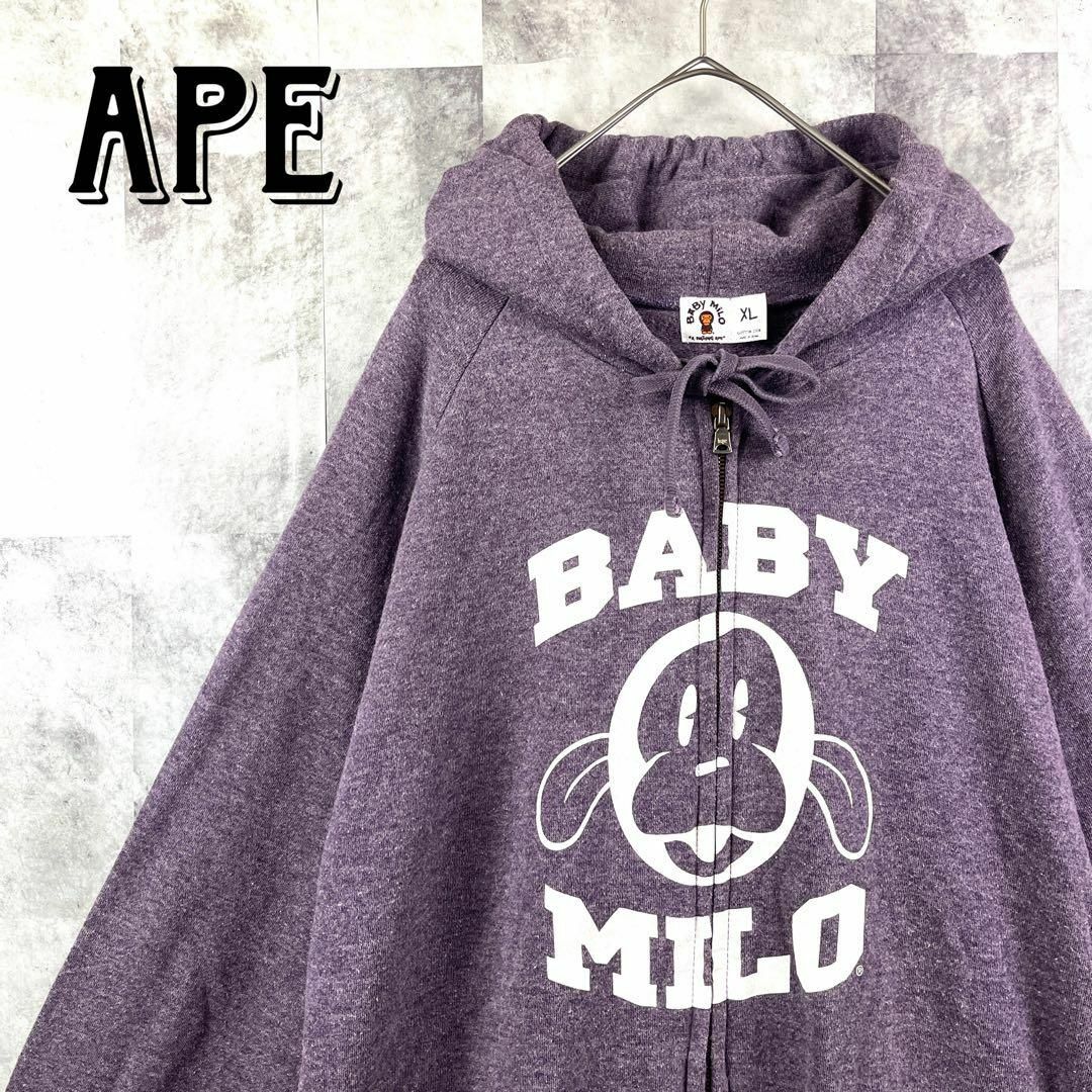 A BATHING  APE ベイシングエイプ　パーカー　センターロゴ　サイズL