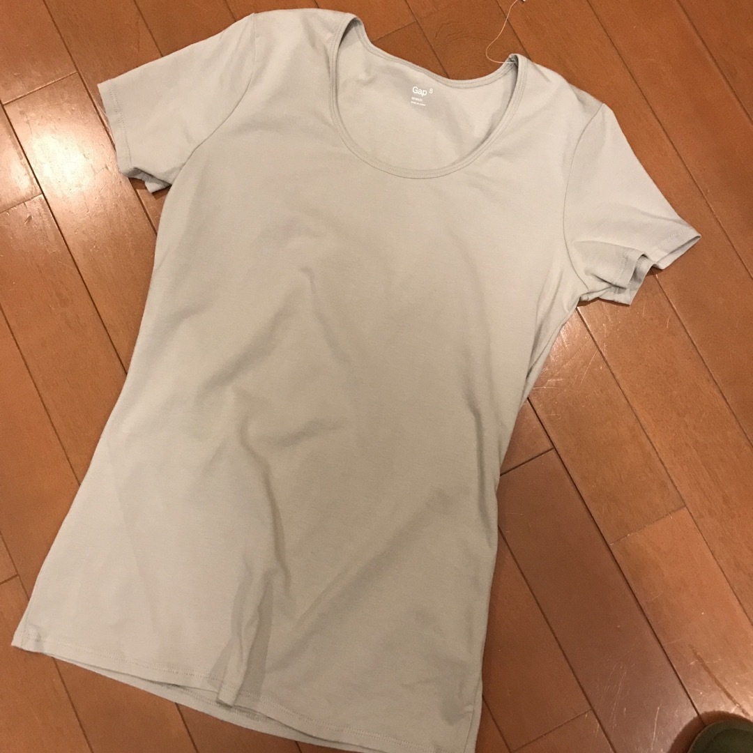 GAP(ギャップ)の新品未使用　GAP Tシャツ　 キッズ/ベビー/マタニティのキッズ服男の子用(90cm~)(Tシャツ/カットソー)の商品写真