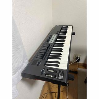 Novation LAUNCHKEY 61(MIDIコントローラー)