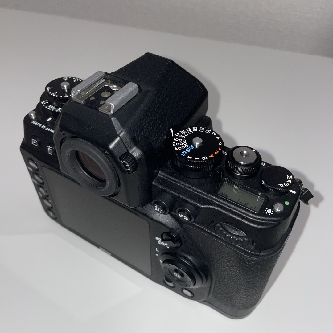 Nikon(ニコン)のNikon Df ボディ (black) (超美品) スマホ/家電/カメラのカメラ(デジタル一眼)の商品写真