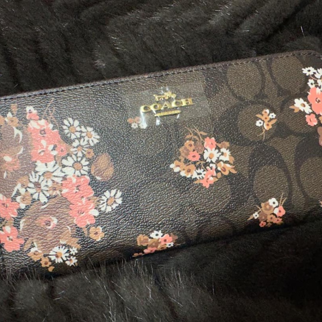 良質トップ COACH 新品 レディース 花柄 長財布 茶 コーチ ブラウン