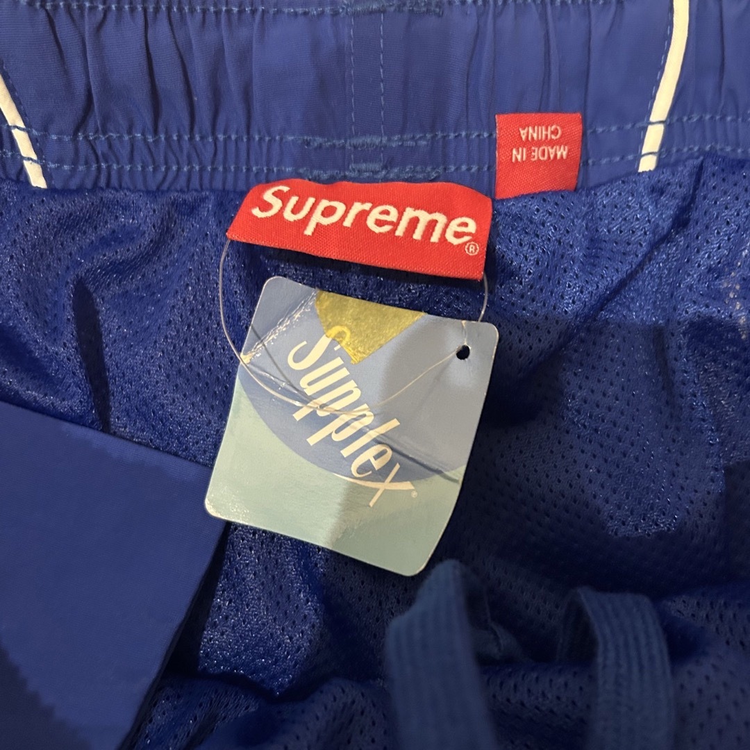 Supreme(シュプリーム)の美品supreme jacquard panel track pants s メンズのパンツ(ワークパンツ/カーゴパンツ)の商品写真