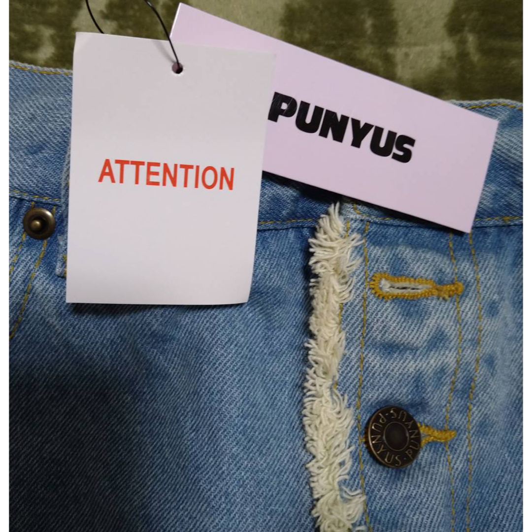 PUNYUS(プニュズ)のPUNYUSデニムスカート レディースのスカート(ミニスカート)の商品写真