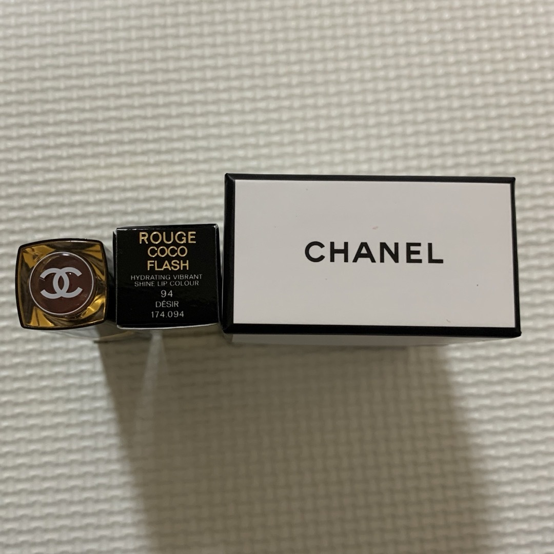 CHANEL(シャネル)のシャネル ルージュ ココ フラッシュ 94 デジール 3g コスメ/美容のベースメイク/化粧品(口紅)の商品写真