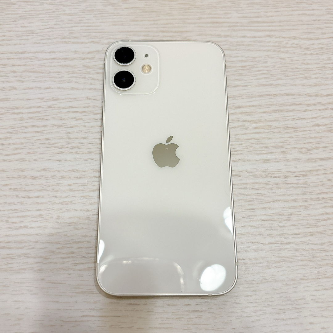 Apple - iPhone12mini 64GB docomo ホワイトの通販 by ますたーど's ...