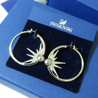 スワロフスキー(SWAROVSKI)のSWAROVSKI  ｽﾜﾛﾌｽｷｰ ﾌｧﾝﾀｽﾃｨｯｸ ﾌｰﾌﾟﾋﾟｱｽ(ピアス)