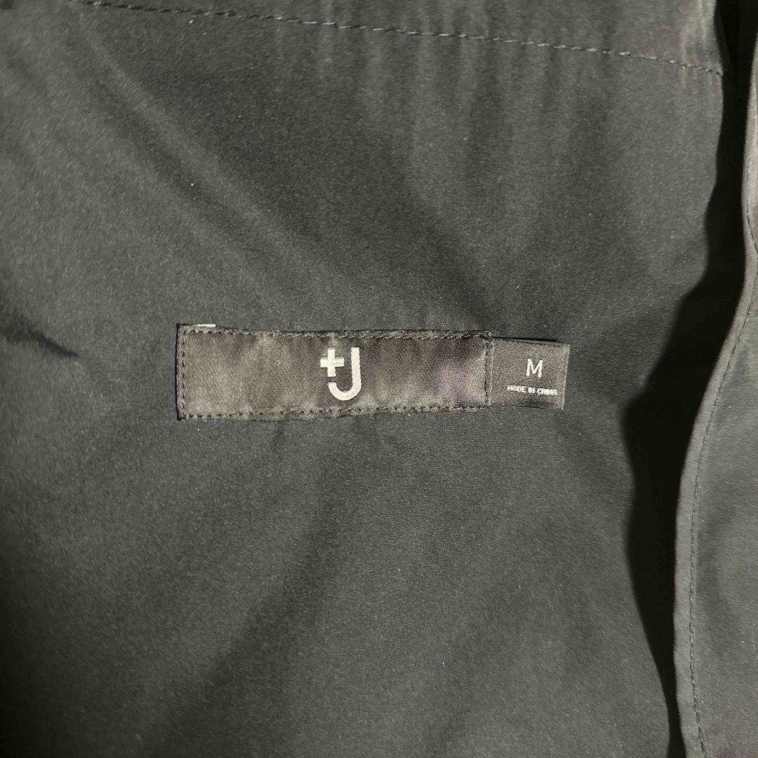 UNIQLO(ユニクロ)のユニクロ +j オーバーサイズマウンテンパーカー メンズのジャケット/アウター(マウンテンパーカー)の商品写真