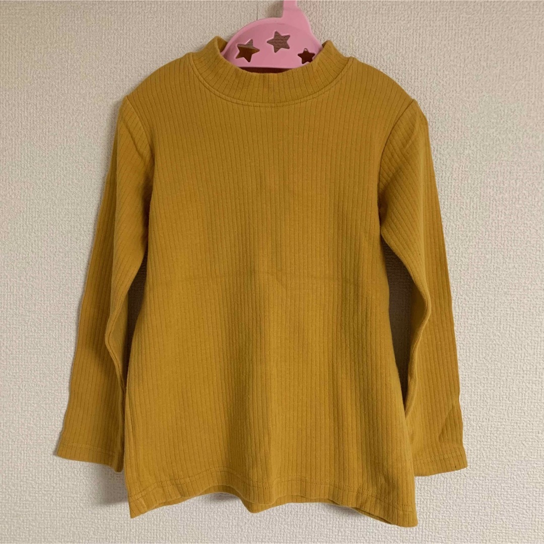 UNIQLO(ユニクロ)のユニクロ　キッズ服　100 キッズ/ベビー/マタニティのキッズ服女の子用(90cm~)(Tシャツ/カットソー)の商品写真