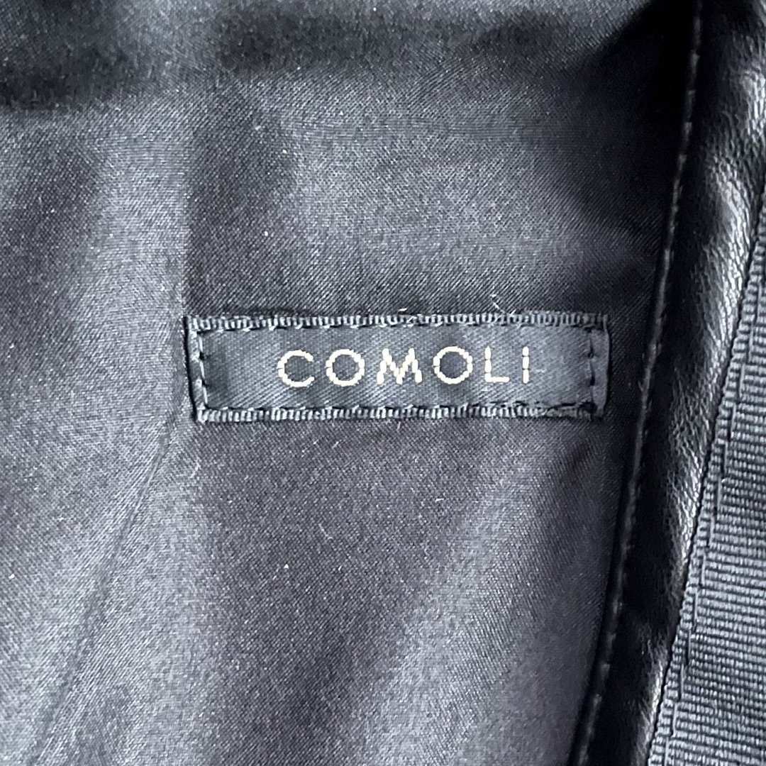 COMOLI(コモリ)のCOMOLI コモリ レザープルオーバー 中綿 ハーフジップ メンズのジャケット/アウター(その他)の商品写真