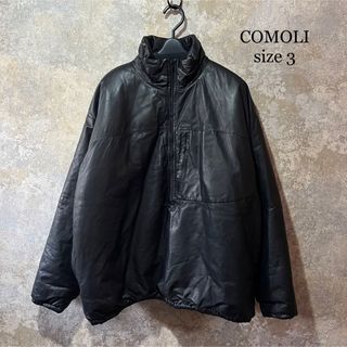 コモリ(COMOLI)のCOMOLI コモリ レザープルオーバー 中綿 ハーフジップ(その他)