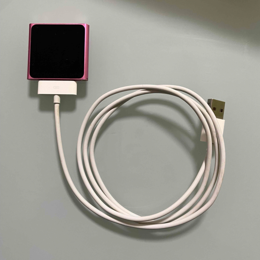 Apple(アップル)の最終価格‼︎【Apple】iPod Nano 8GB スマホ/家電/カメラのオーディオ機器(ポータブルプレーヤー)の商品写真