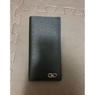 フェラガモ(Ferragamo)のFerragamo 長財布　美品(財布)