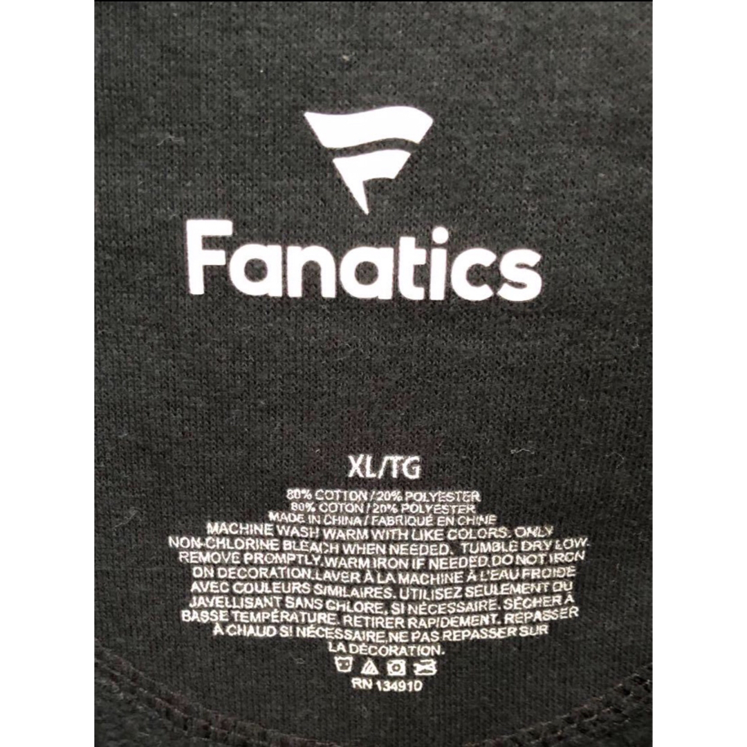 fanatic(ファナティック)のMLB　シカゴ・カブス　パーカー　XL　黒　USA古着 メンズのトップス(パーカー)の商品写真