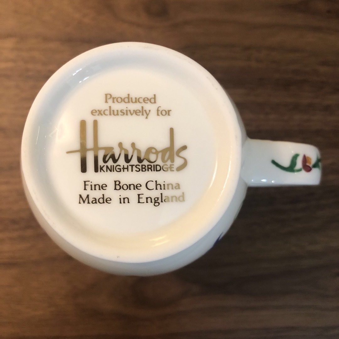 Harrods(ハロッズ)のHarrods Fine Bone China マグカップ（２個） インテリア/住まい/日用品のキッチン/食器(食器)の商品写真