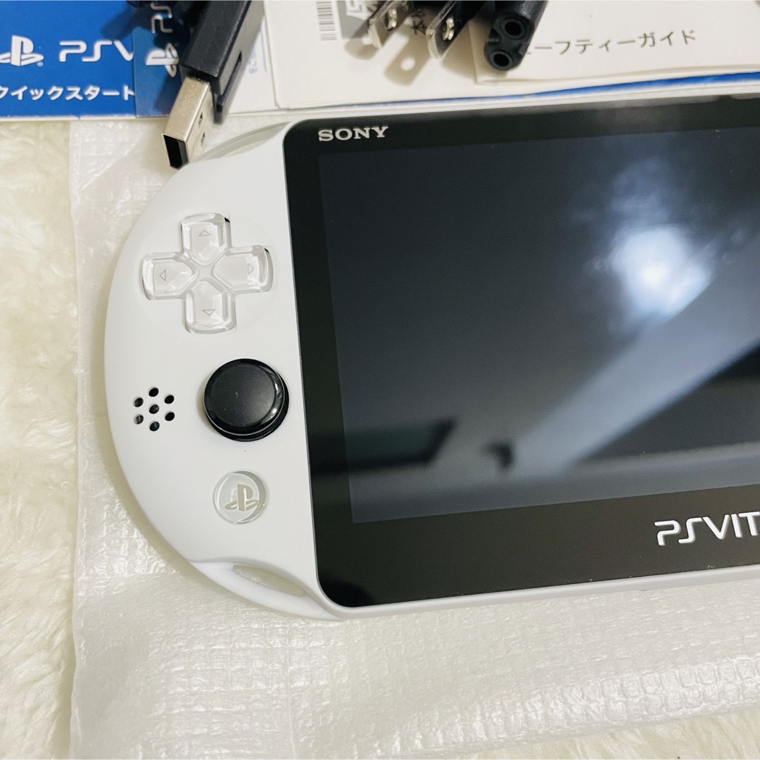 PlayStation Vita - 【新品同様品】PSVita Wi-Fiモデル グレイシャー