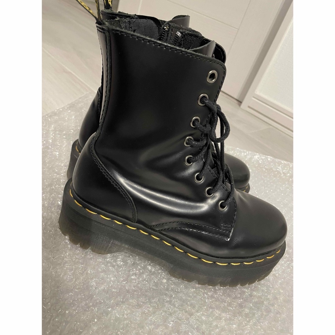 Dr.Martens(ドクターマーチン)のドクターマーチン★JADON 8EYE BOOT★厚底★ブラック レディースの靴/シューズ(ブーツ)の商品写真