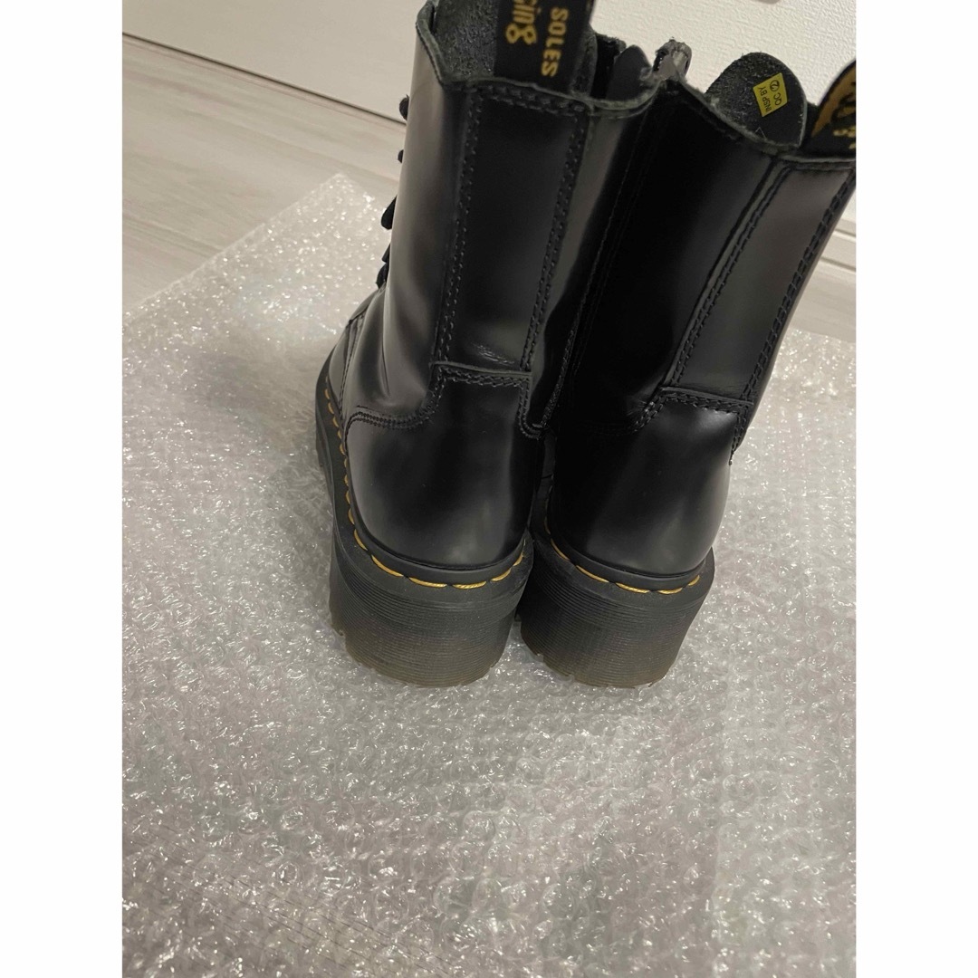 Dr.Martens(ドクターマーチン)のドクターマーチン★JADON 8EYE BOOT★厚底★ブラック レディースの靴/シューズ(ブーツ)の商品写真