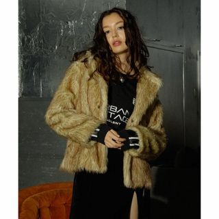 ACLENT Stand collar volume fur blouson