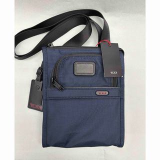 トゥミ(TUMI)の【新品未使用】TUMIショルダーバッグ2230311NVYOブルー(ショルダーバッグ)