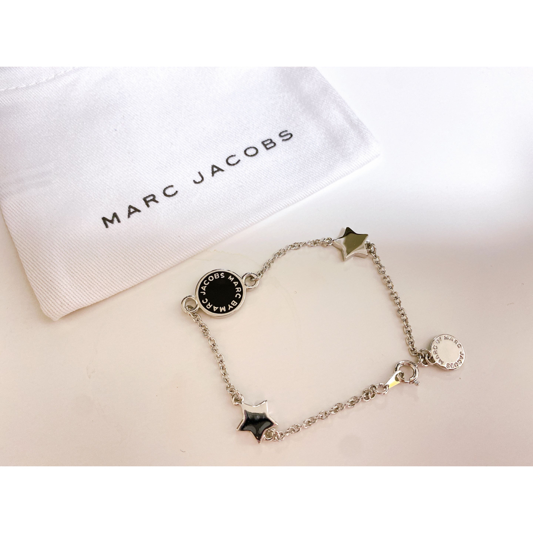 MARC JACOBS(マークジェイコブス)の【期間限定セール】MARC JACOBS  ブレスレット　シルバー　星 レディースのアクセサリー(ブレスレット/バングル)の商品写真