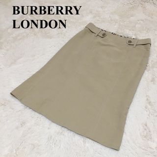 バーバリー(BURBERRY)のバーバリーロンドン　スカート  ノバチェック(ひざ丈スカート)