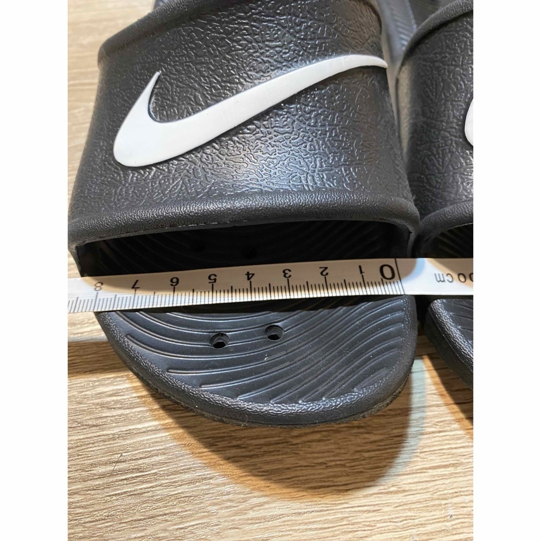 NIKE(ナイキ)のNIKE サンダル　プールサイドで滑らない キッズ/ベビー/マタニティのキッズ靴/シューズ(15cm~)(サンダル)の商品写真